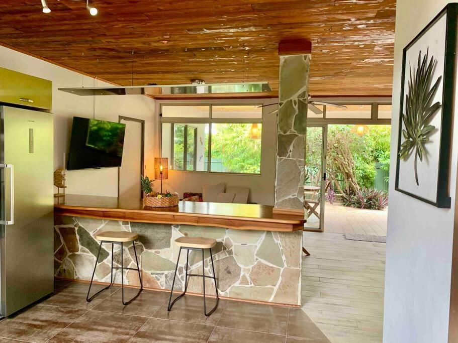 Villa Hoama Lodge Moorea Teavaro Bagian luar foto